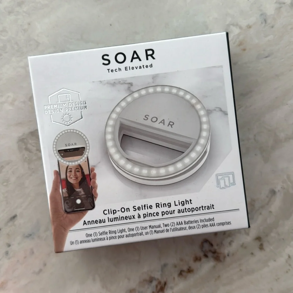 Soar Clip On Selfie Ring Light- never opened - Picture 1 of 3